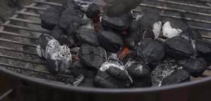 How to Light a Charcoal Grill Without Lighter Fluid: The Safe & Efficient Way