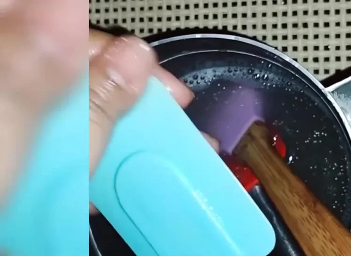 Rinse thoroughly with clean water.