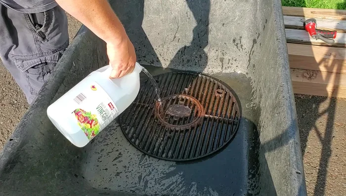 Let the grates soak for at least 17 hours (overnight is recommended).
