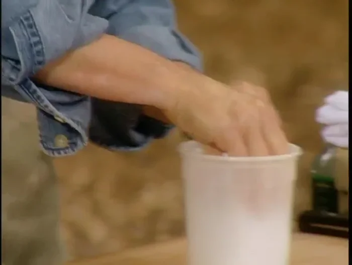 Store the oiled rag in the container until next use.