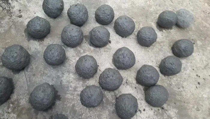 Let the briquettes dry for several days (3-4 days mentioned).