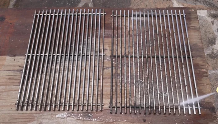 Clean the drip tray (replace if necessary).