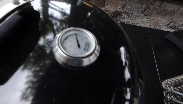 Let your grill grates get blazing hot.