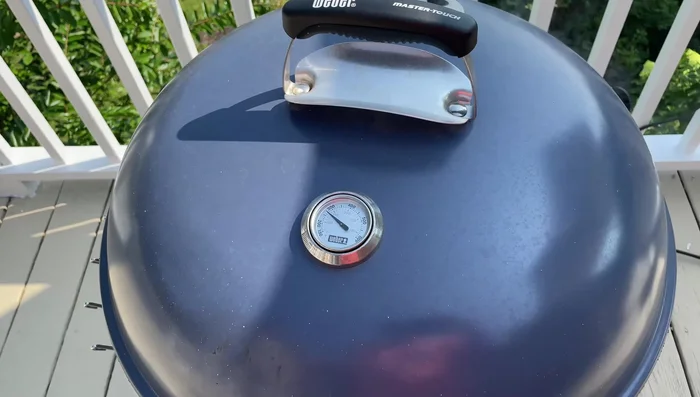 Weber Master Touch charcoal grill
