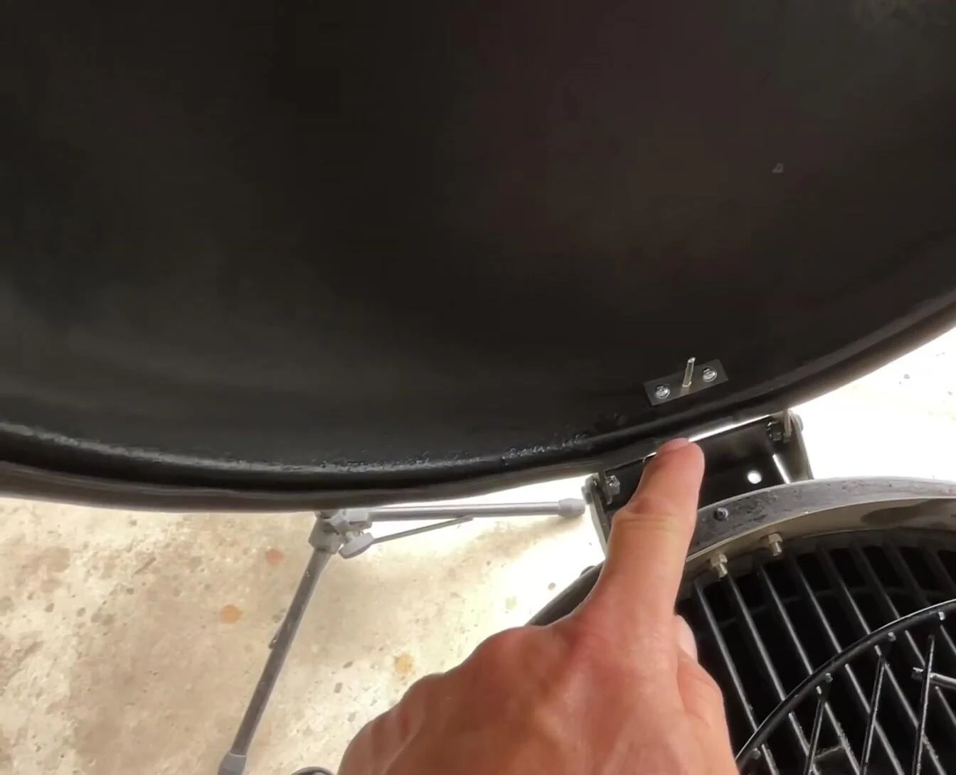 The replacement temperature probe.