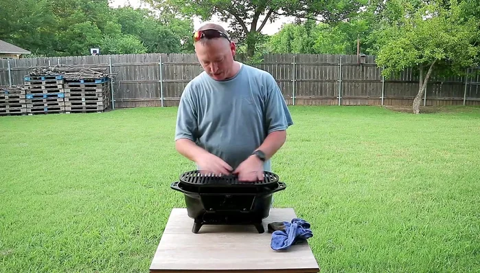 Cleaned Lodge Sportsman's grill