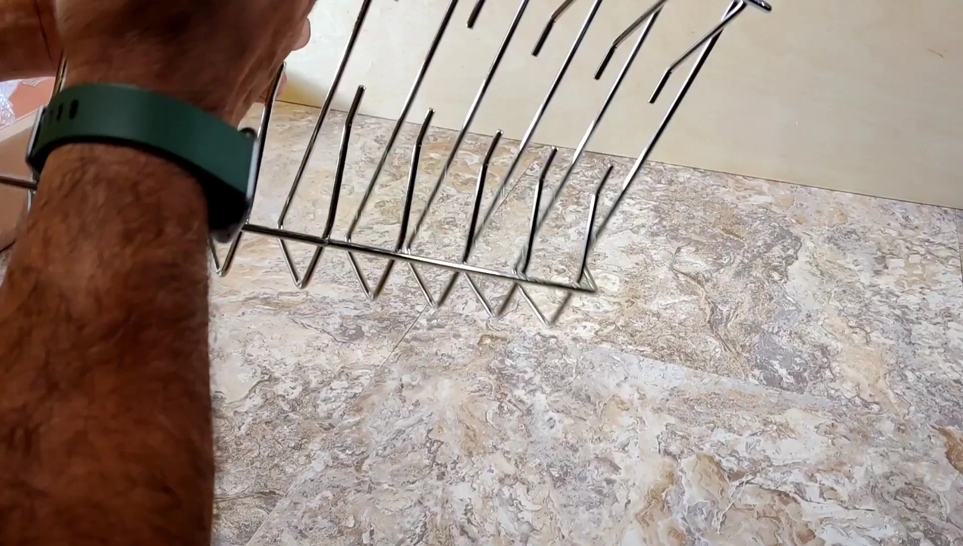 Versatile rib rack for various grills