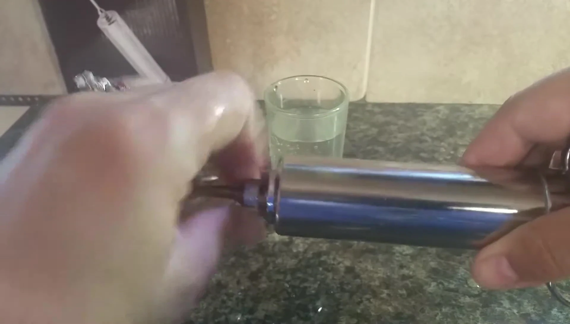 Dual-needle meat injector with plunger