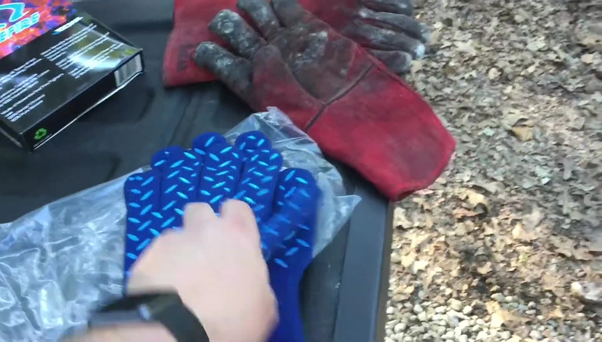 BlueFire gloves heat resistance test