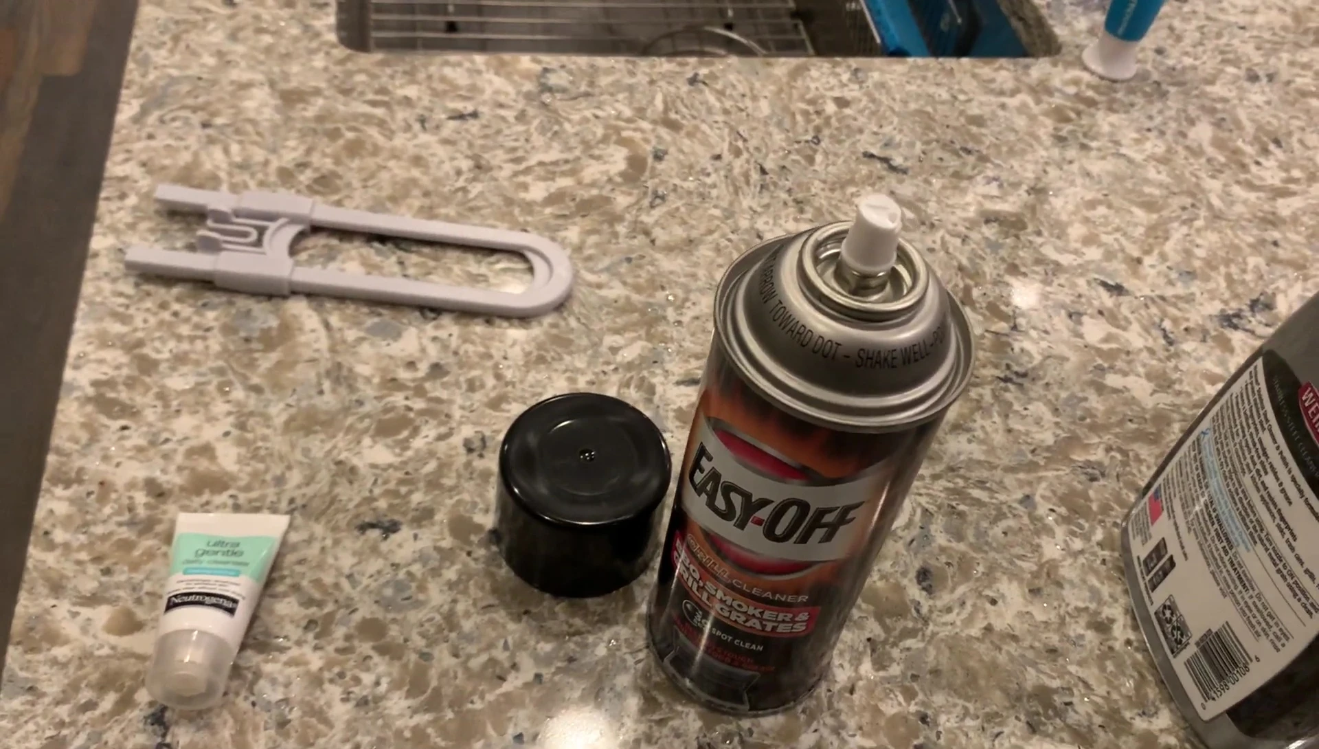 Easy-Off grill grate cleaner