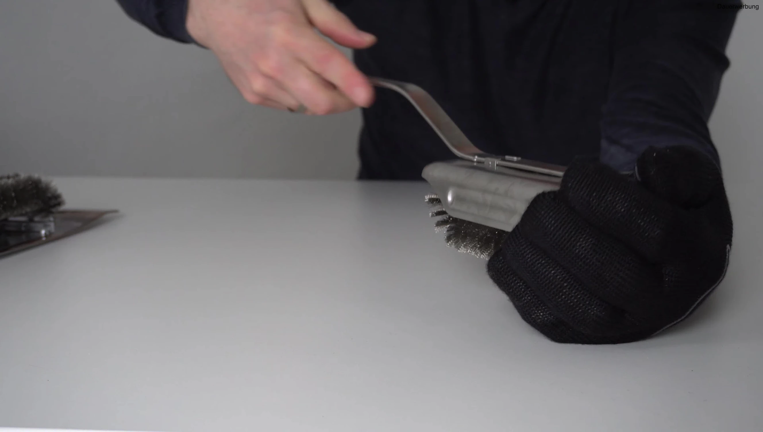 Final shot of the assembled brush