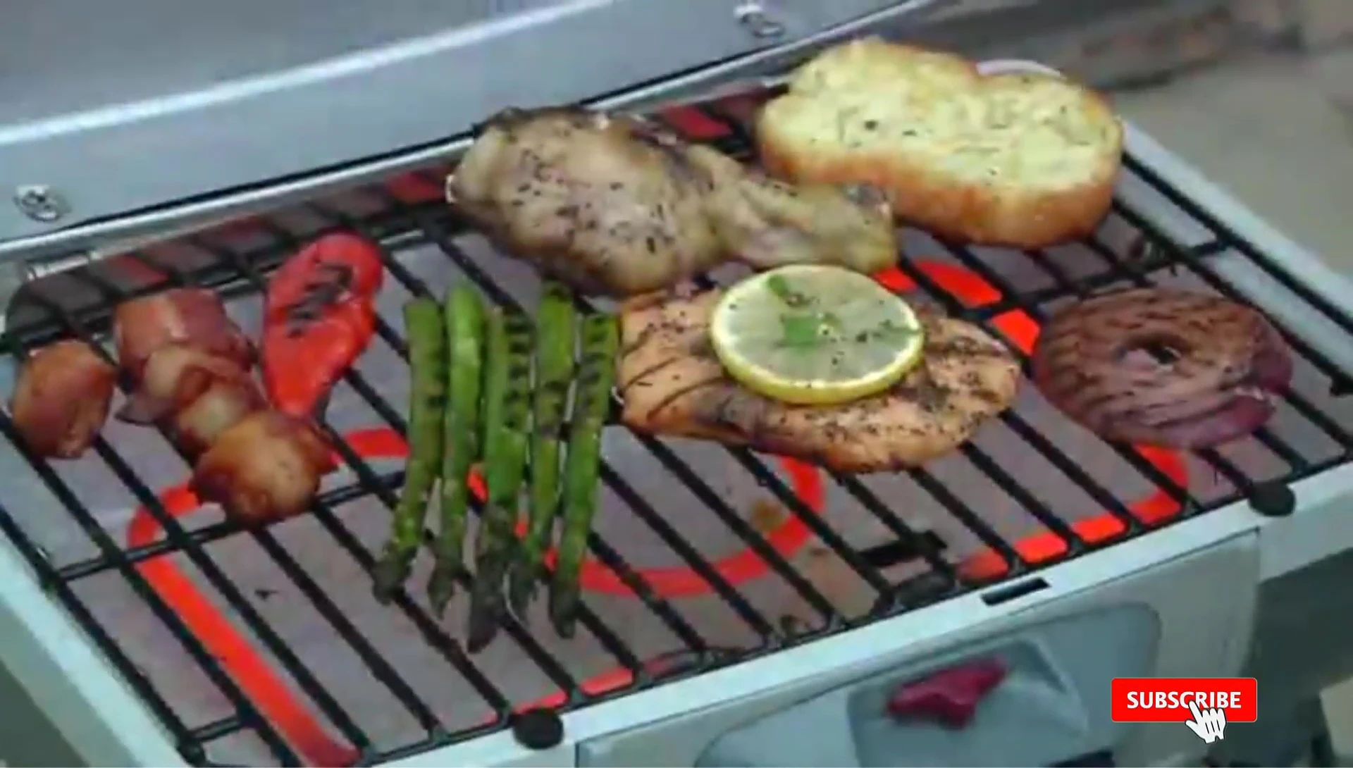 Powerful burner of the Cuisinart grill