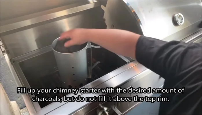 Fill the chimney with charcoal, not exceeding the top rim.