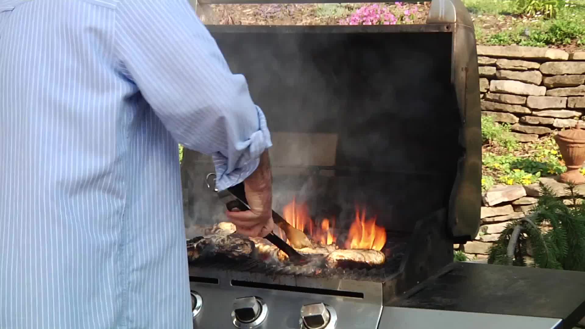 Image showing frustration with food flare-ups.