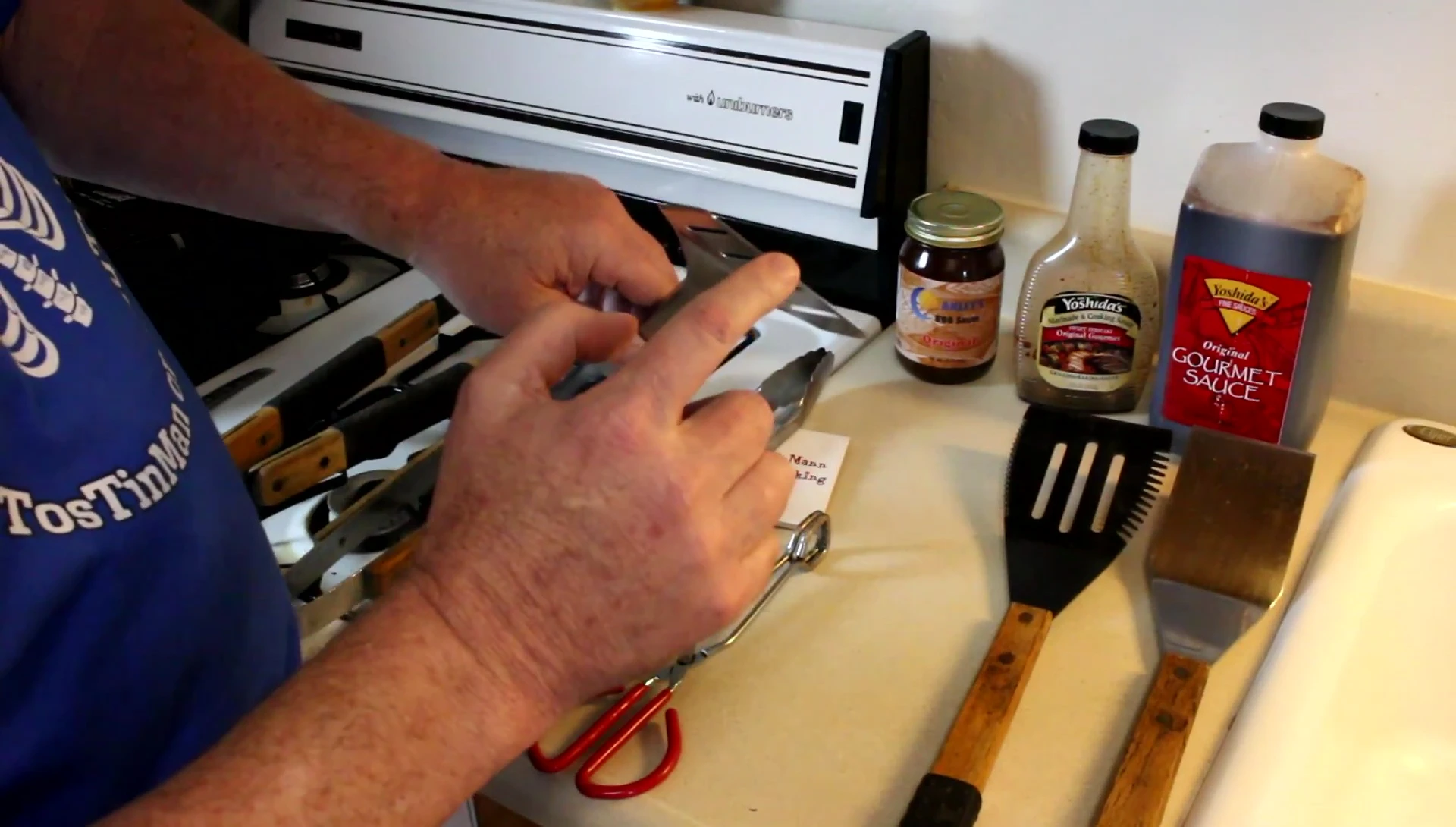 Close up of the OXO Good Grips spatula