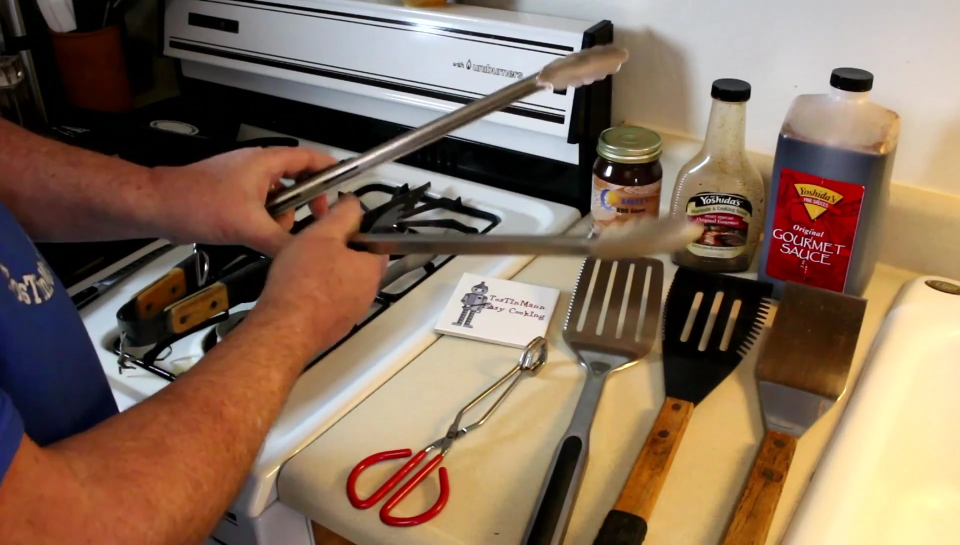 Close-up of the OXO Good Grips tongs