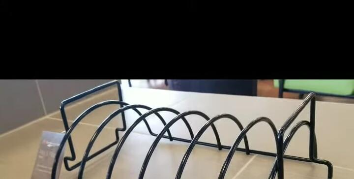 Close-up showcasing the porcelain coating.
