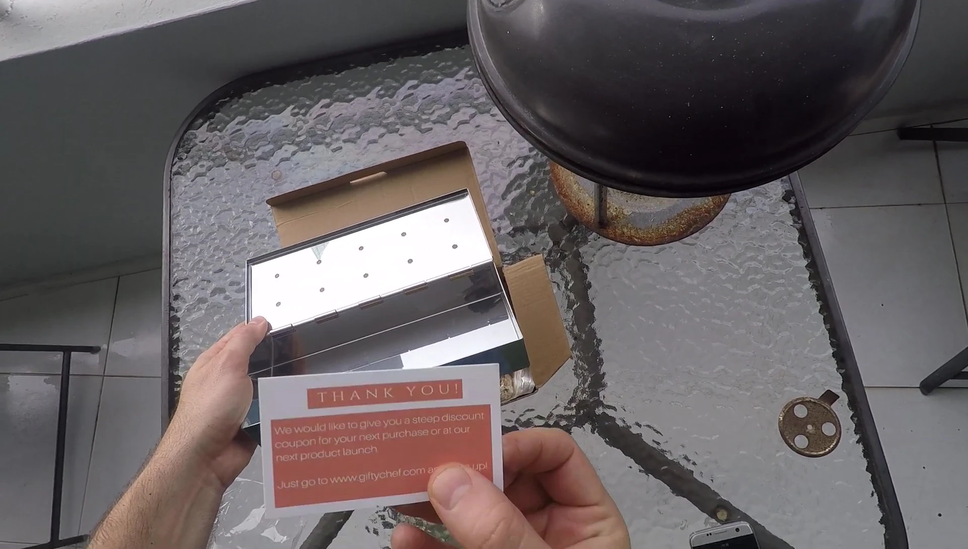 The thank-you card included with the smoker box.