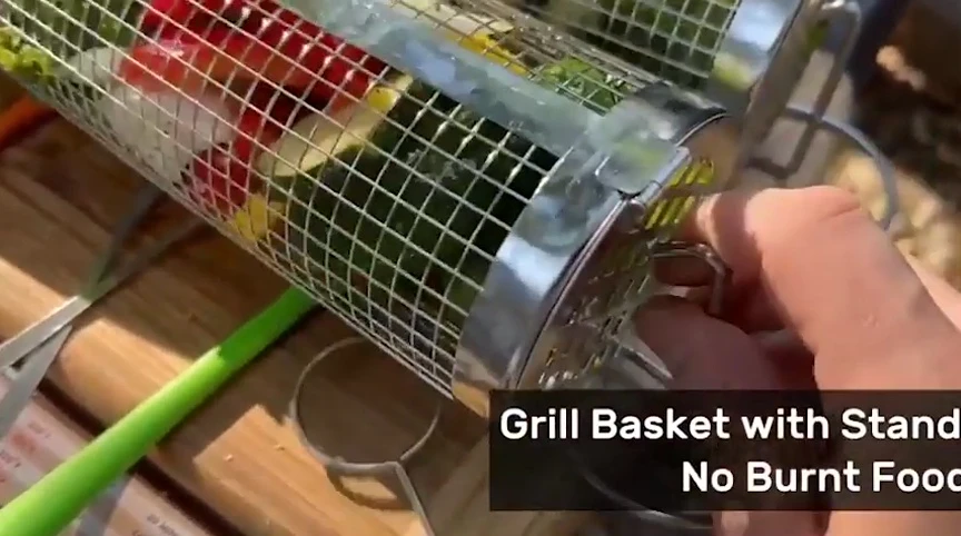 Image highlighting the ease of cleaning the baskets.