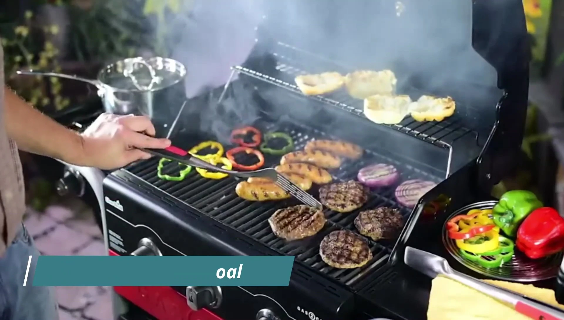 The Char-Broil Gas2Coal grill in gas mode