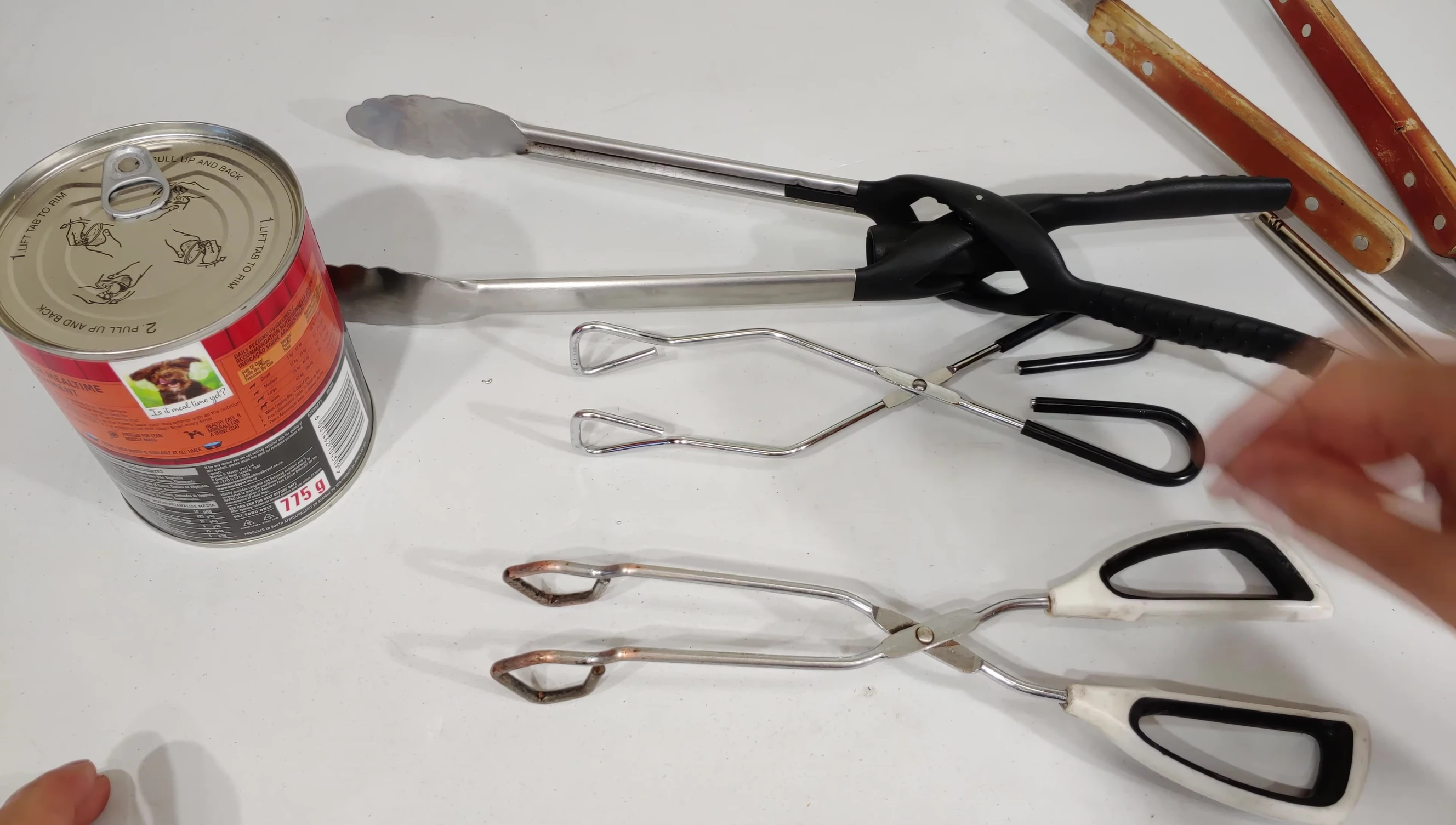 Comparison with other BBQ tongs