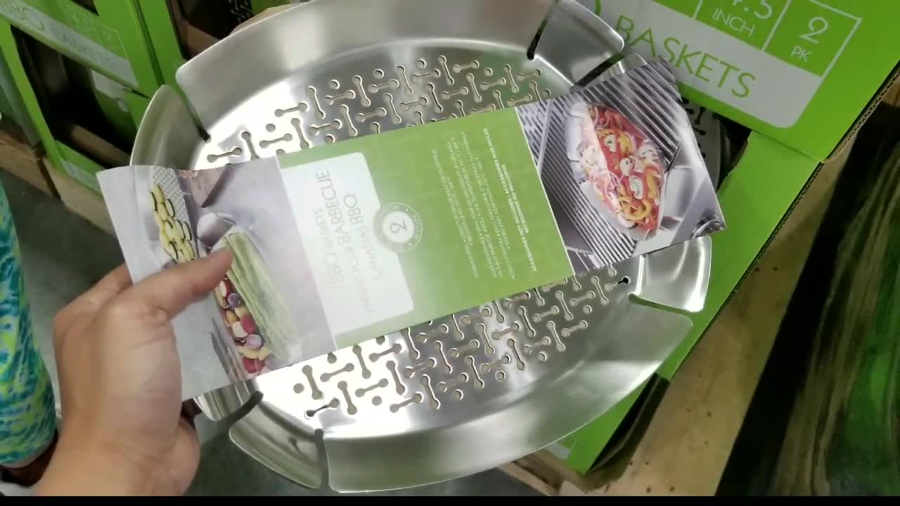 A shot showing how the baskets allow for grilling without skewers.