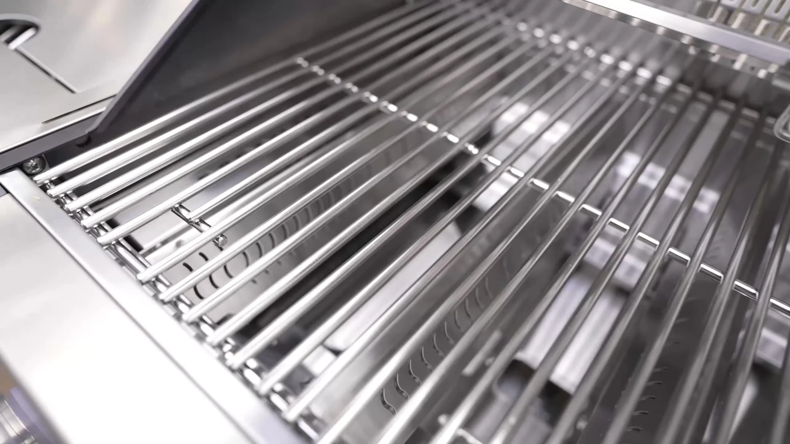 Close-up of the stainless steel grates and interior