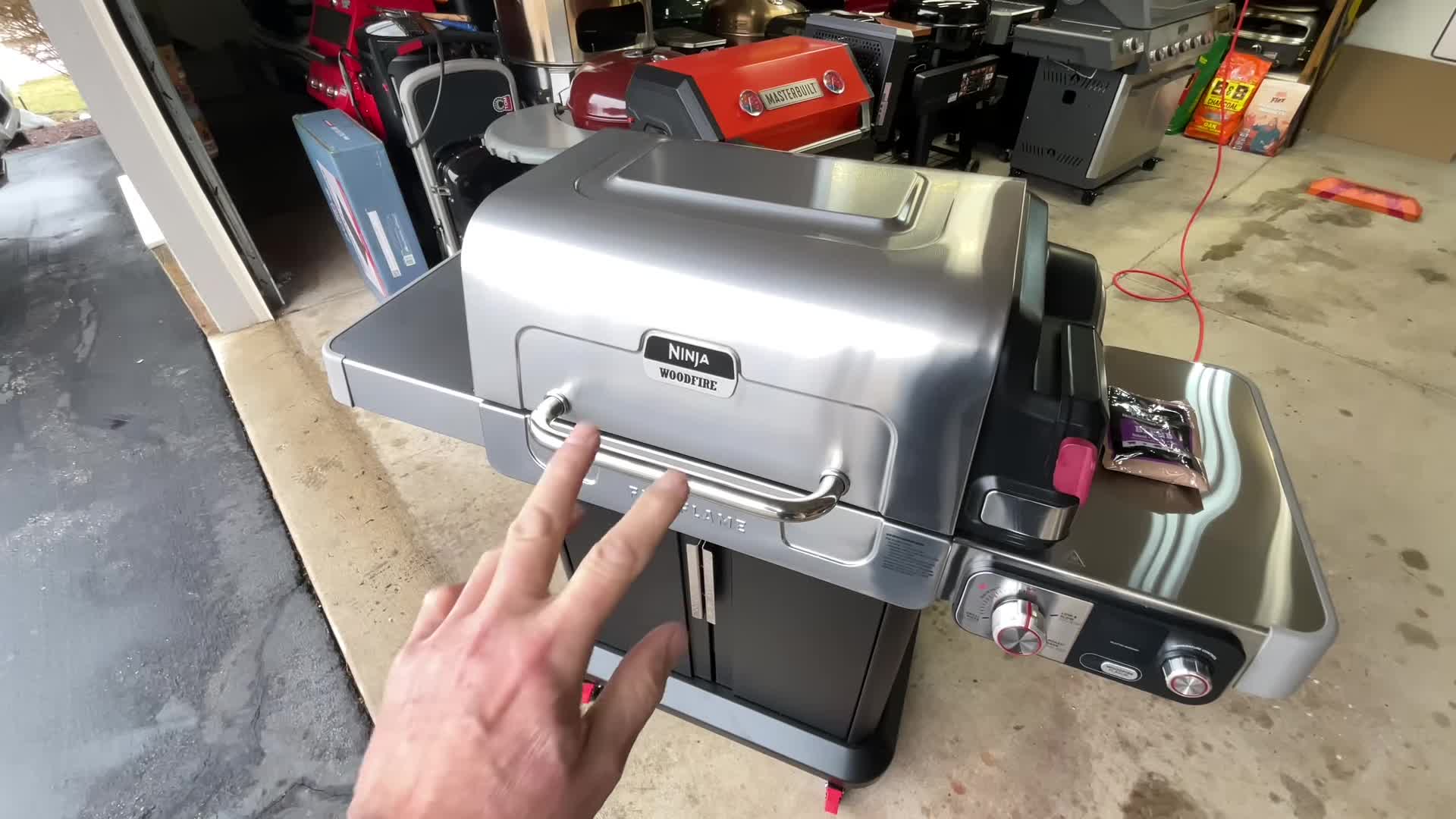 Overall shot of the assembled Ninja Woodfire Flex Flame grill