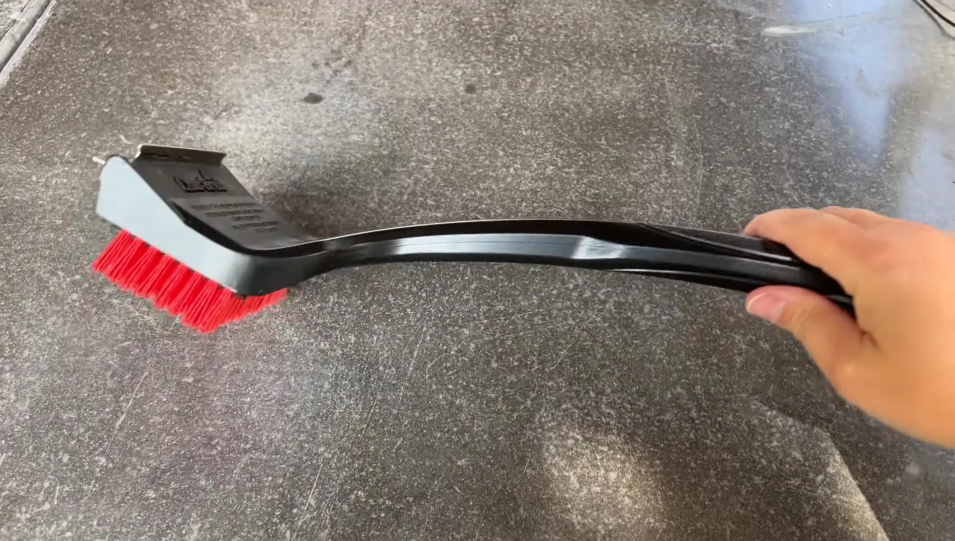 Char-Brill nylon brush