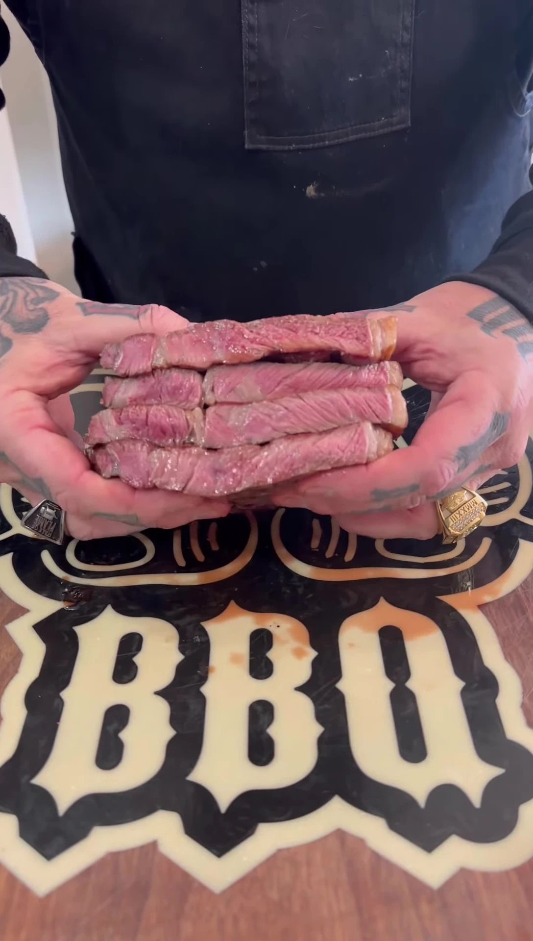 Final shot of the perfectly seared steaks.