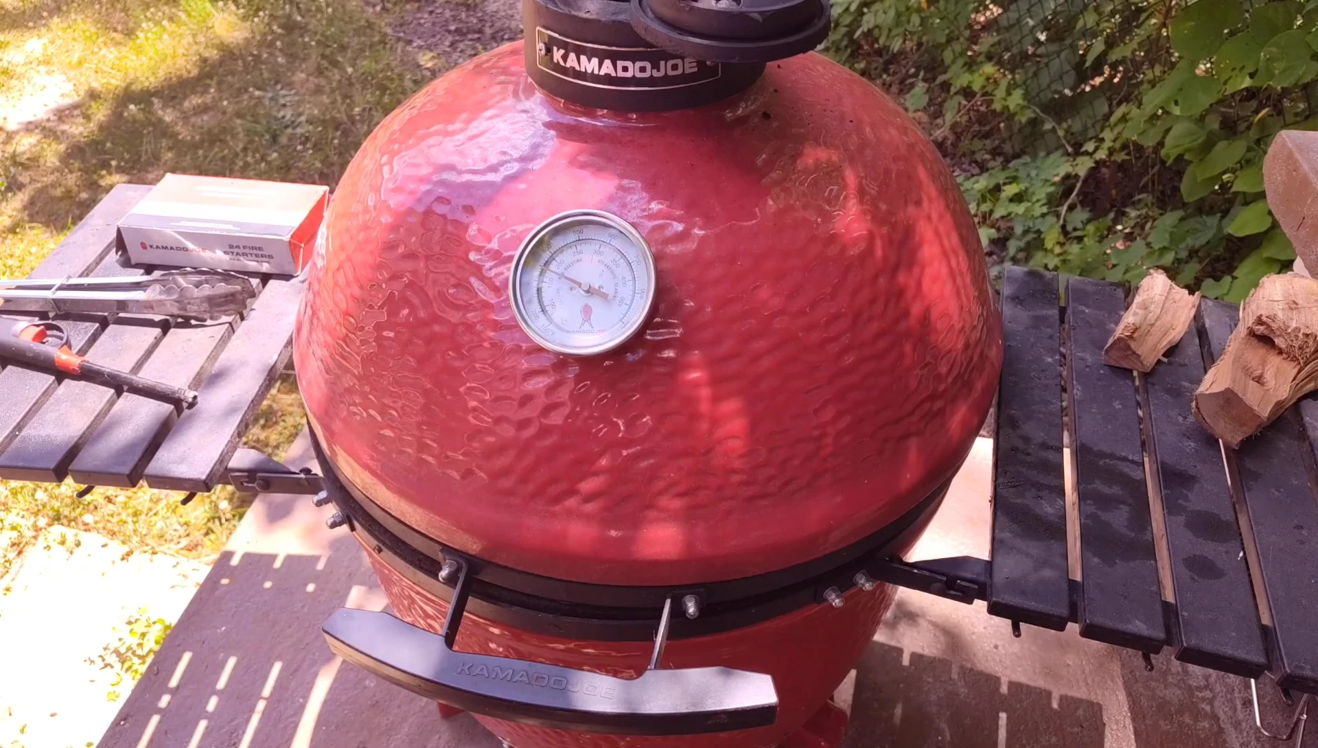 Checking the progress of the fire after 15 minutes.