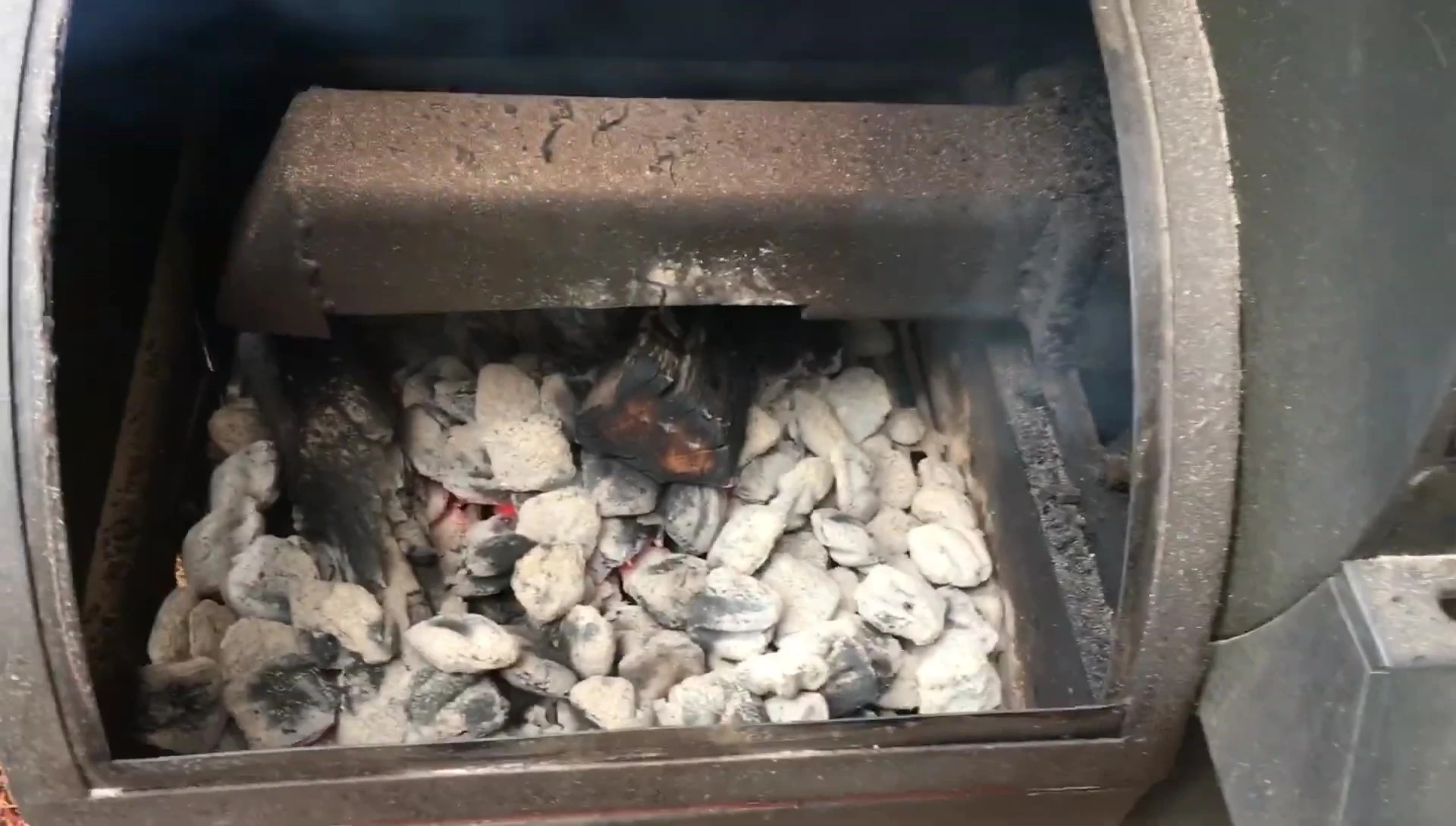 Final shot of the firebox after reloading.