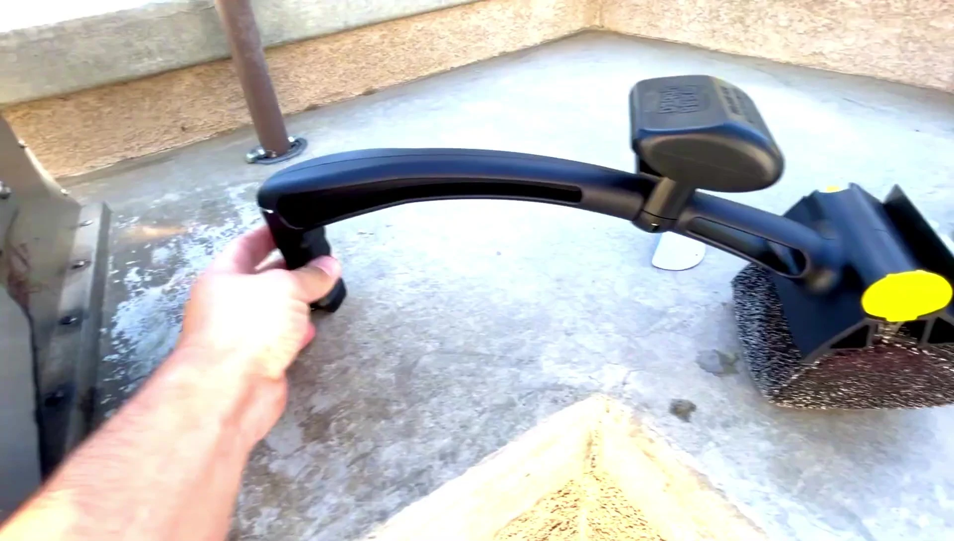 A shot showcasing the brush's sturdy construction and materials.