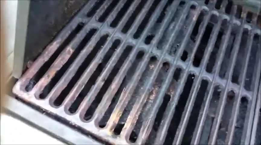 Close-up of the bristles after initial testing on a cold grill.