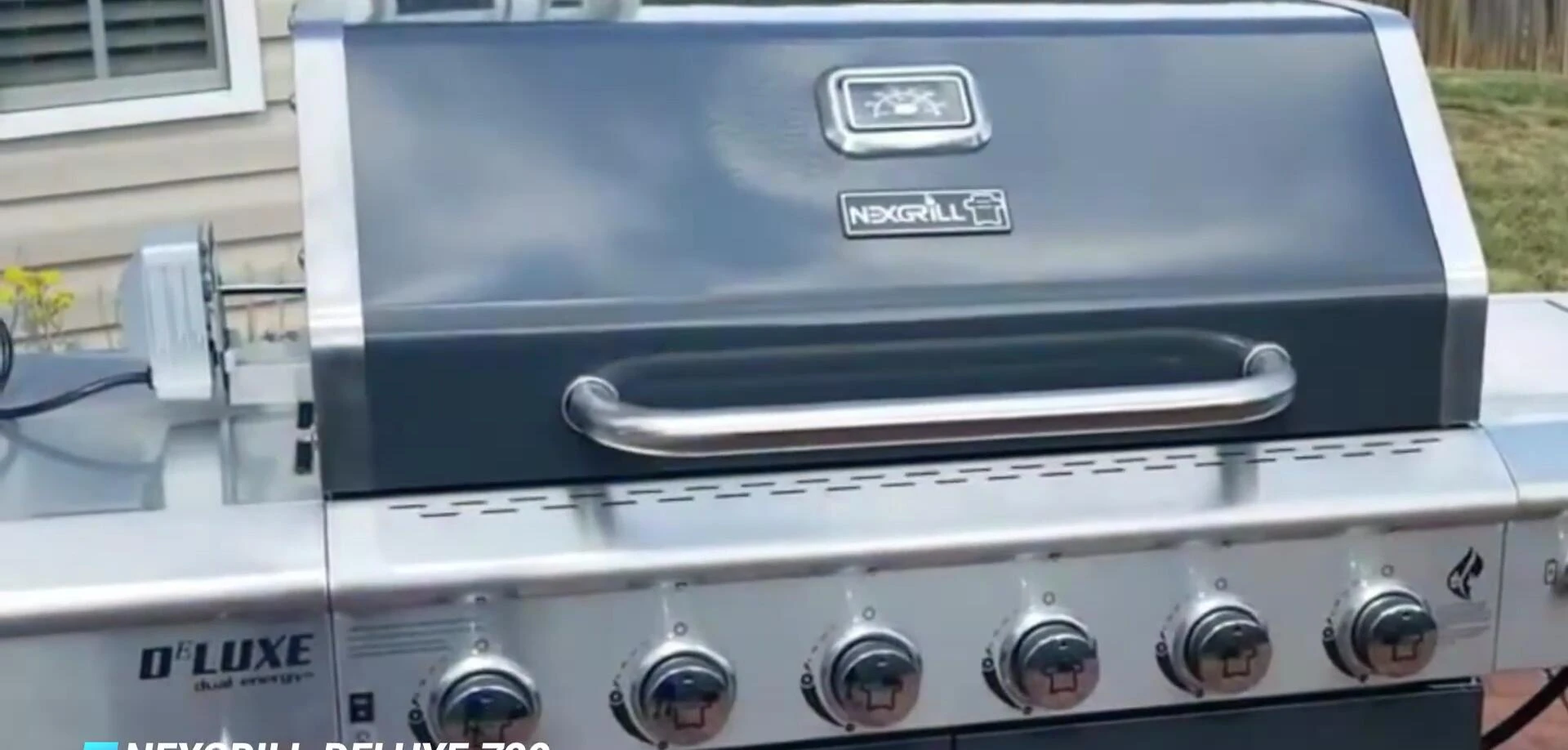 Weber Spirit III E-315 grill