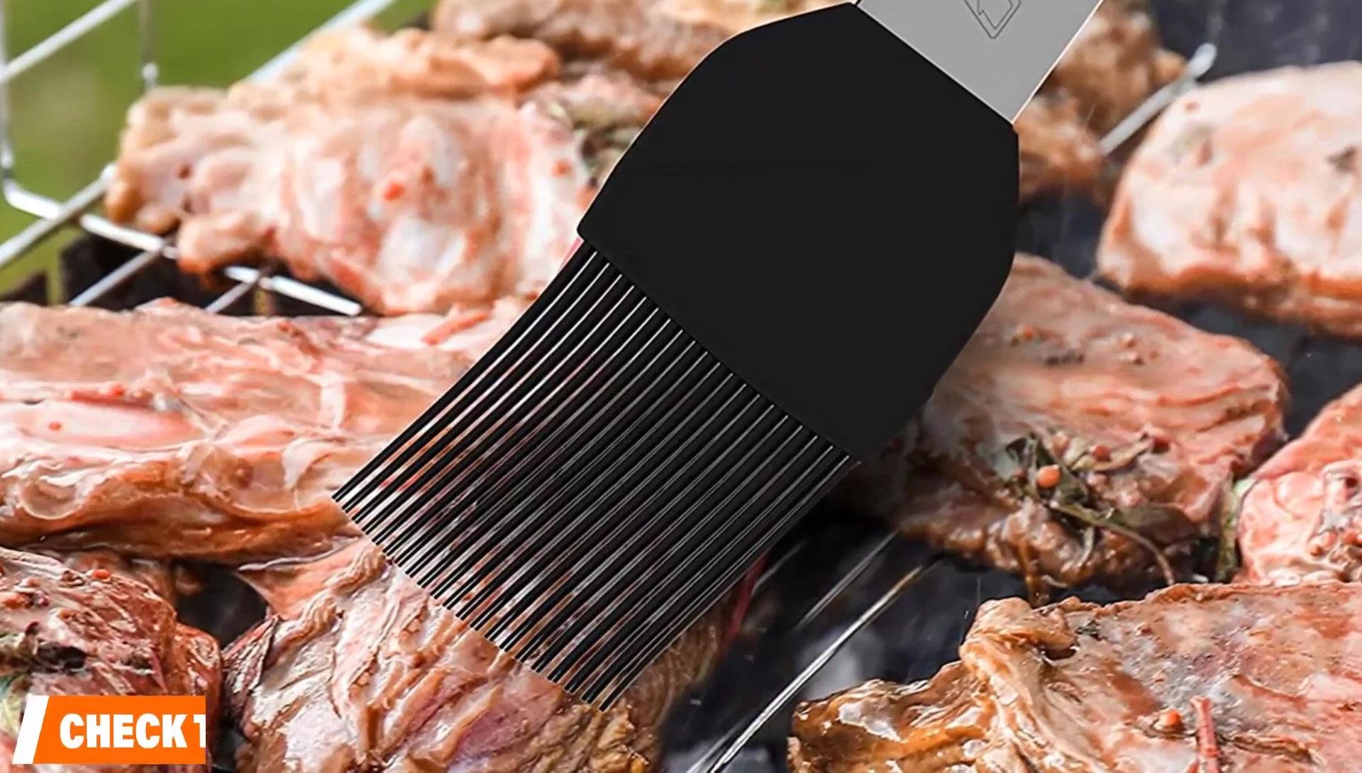 Close-up of HomeComplete spatula