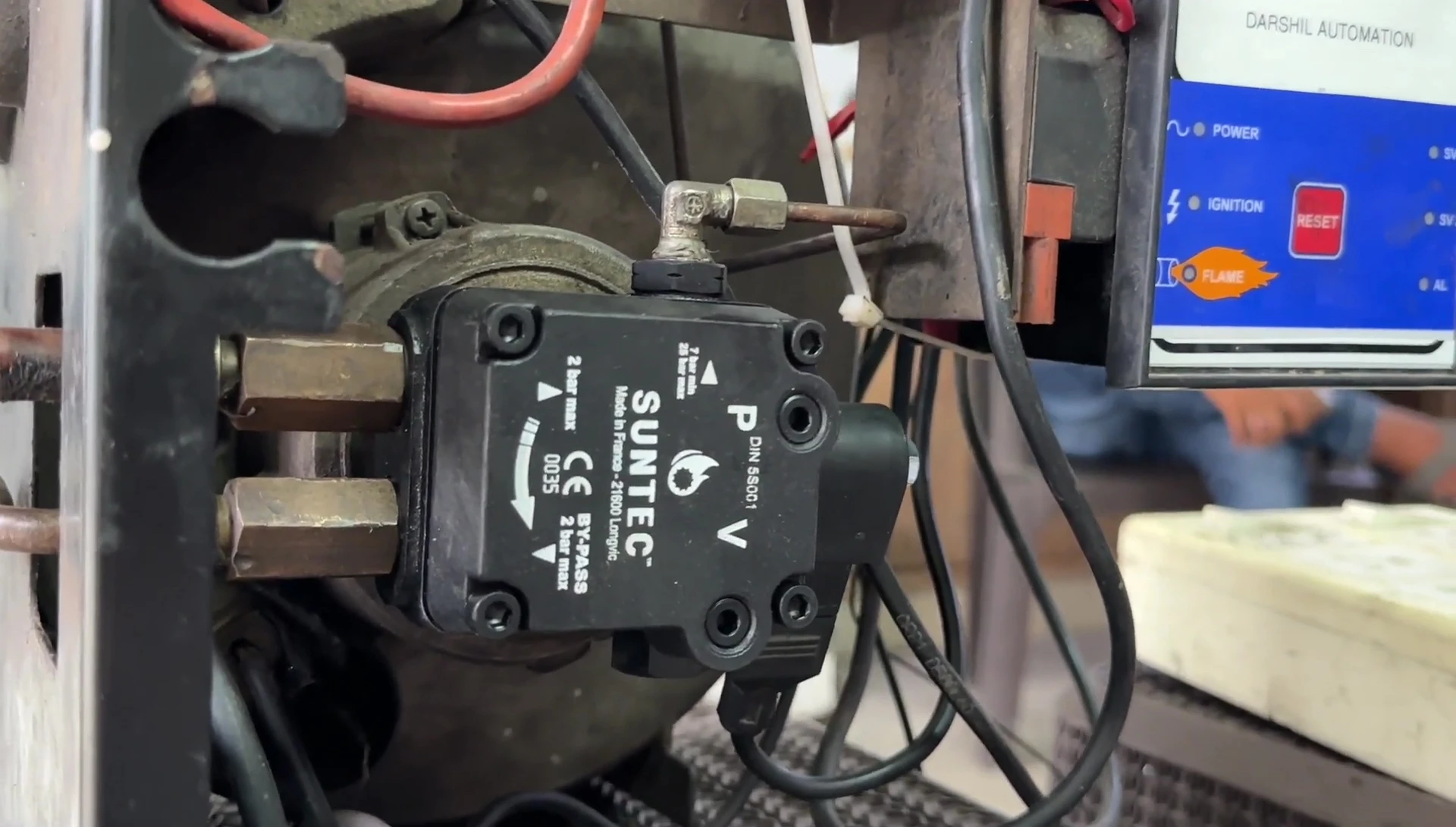 Inlet, return, and outlet lines