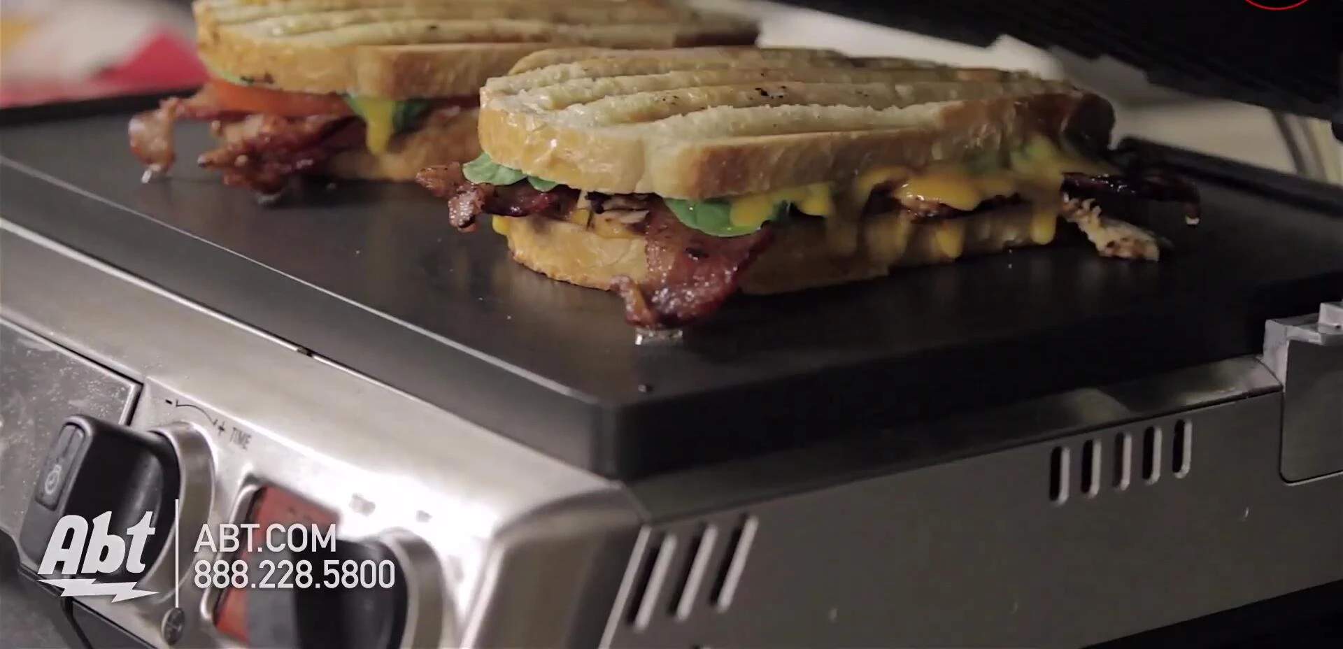 Dishwasher-safe plates and removable drip tray