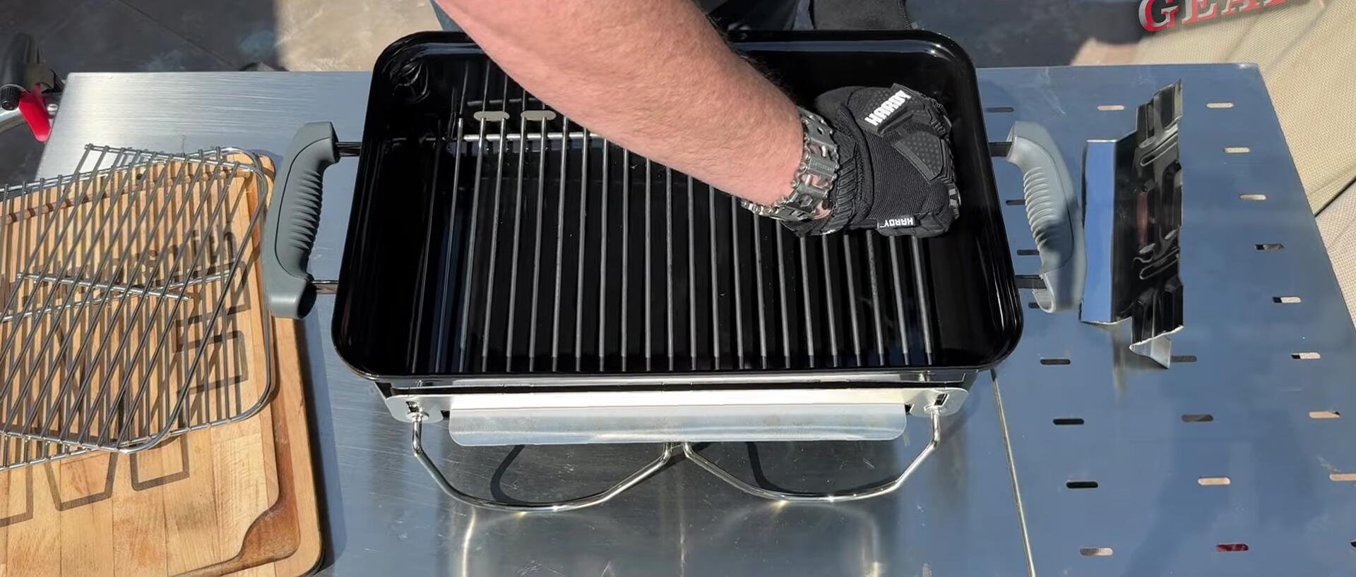 Storing the bottom coal grate