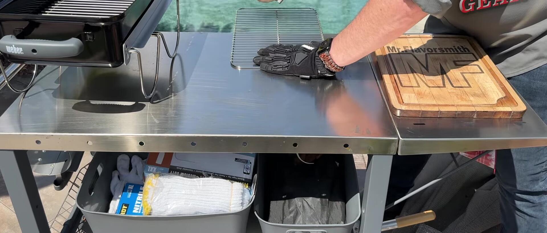 Cutting the grill grate