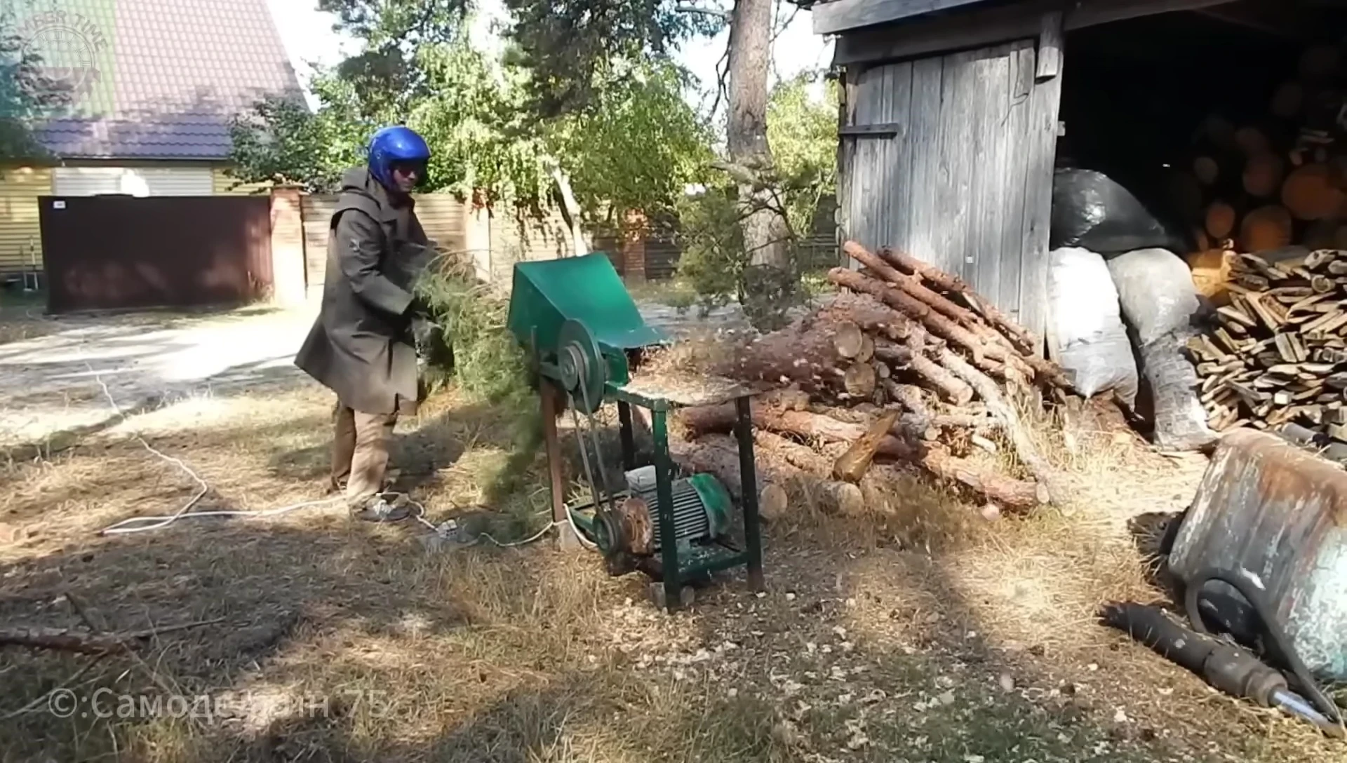 Close-up of the garden grinder's shredding mechanism.