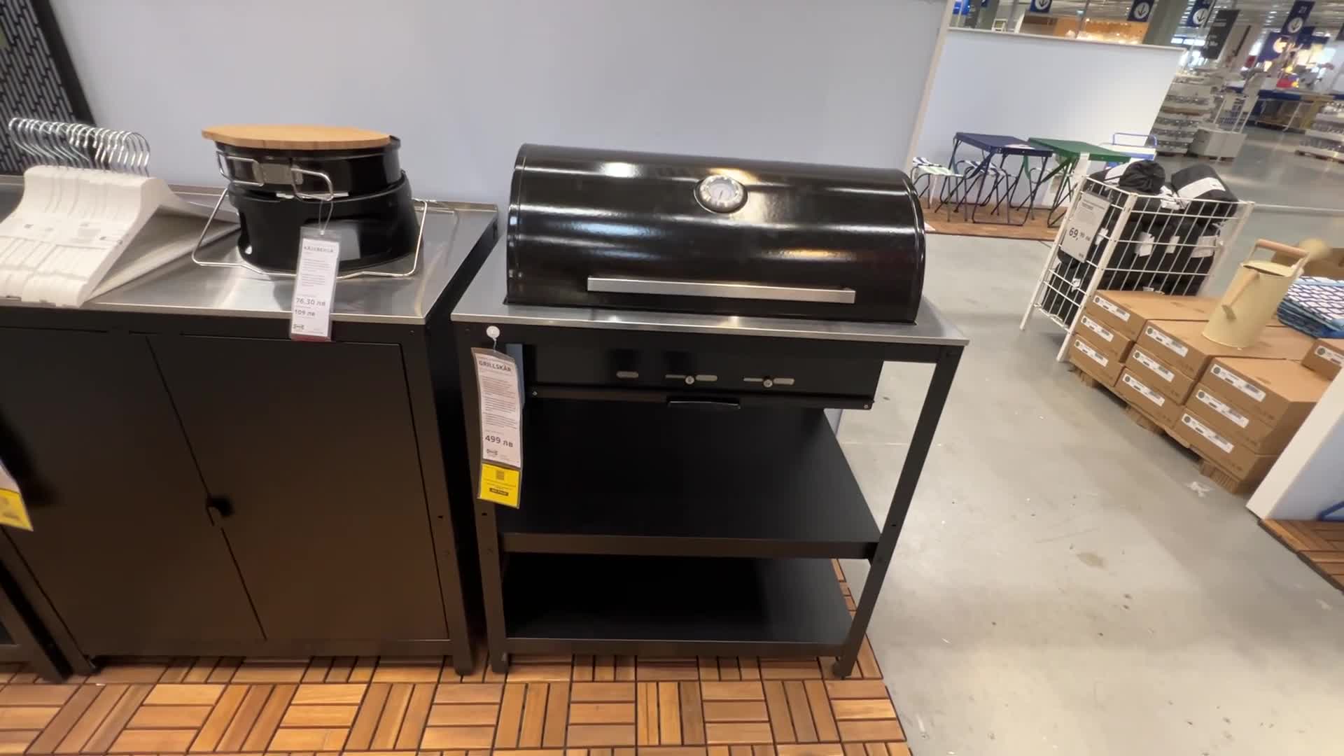 Close-up shot of the IKEA GRILLSKAR BBQ in its packaging