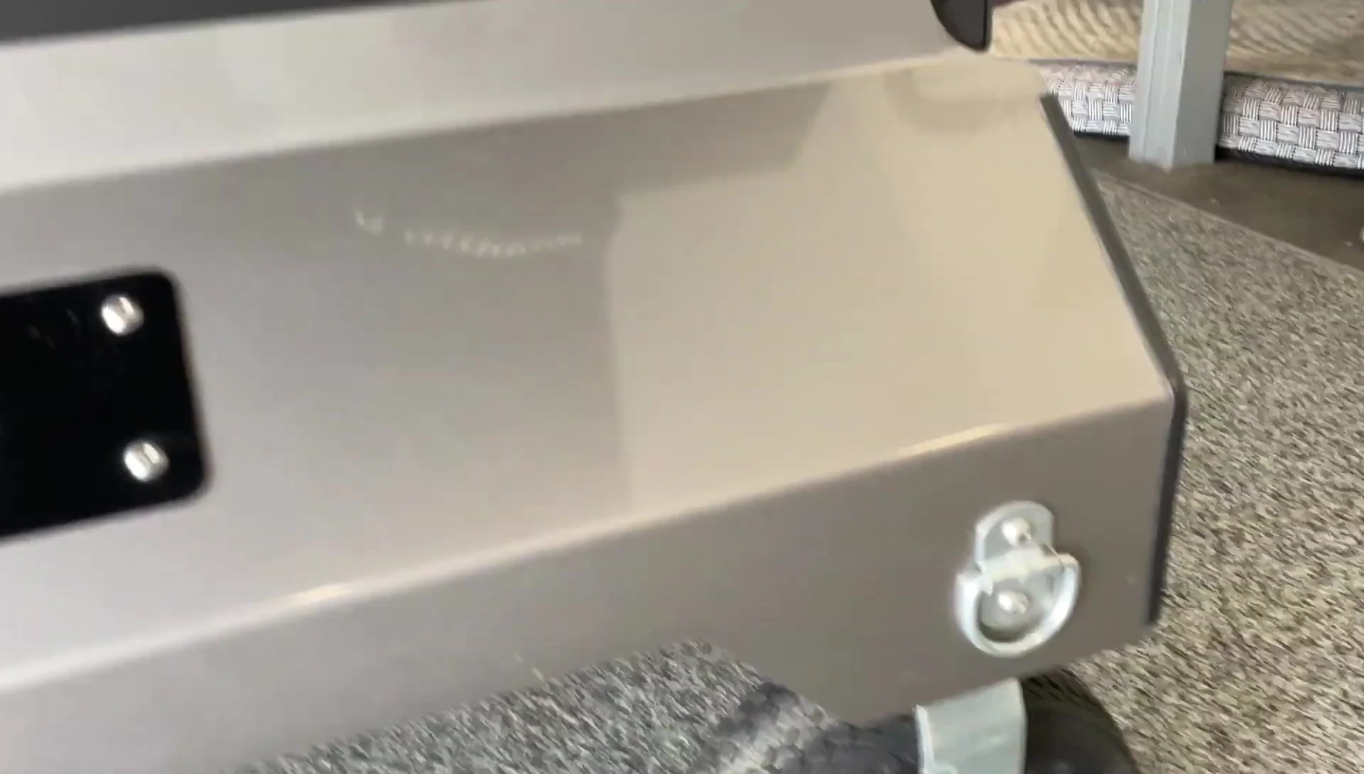 View of the competition cart and its wheels.