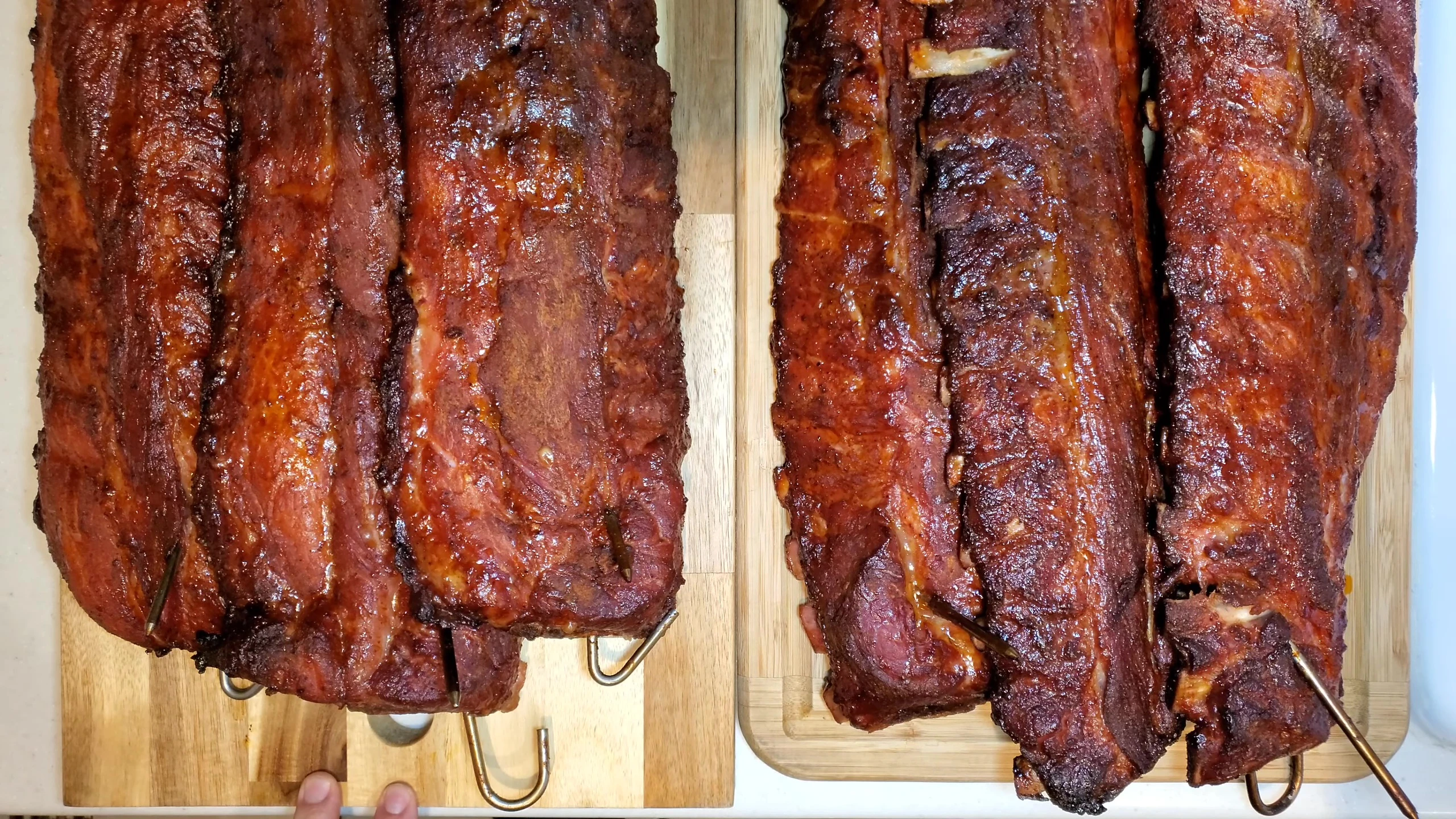 Comparison shot of ribs with and without the Vortex Plate