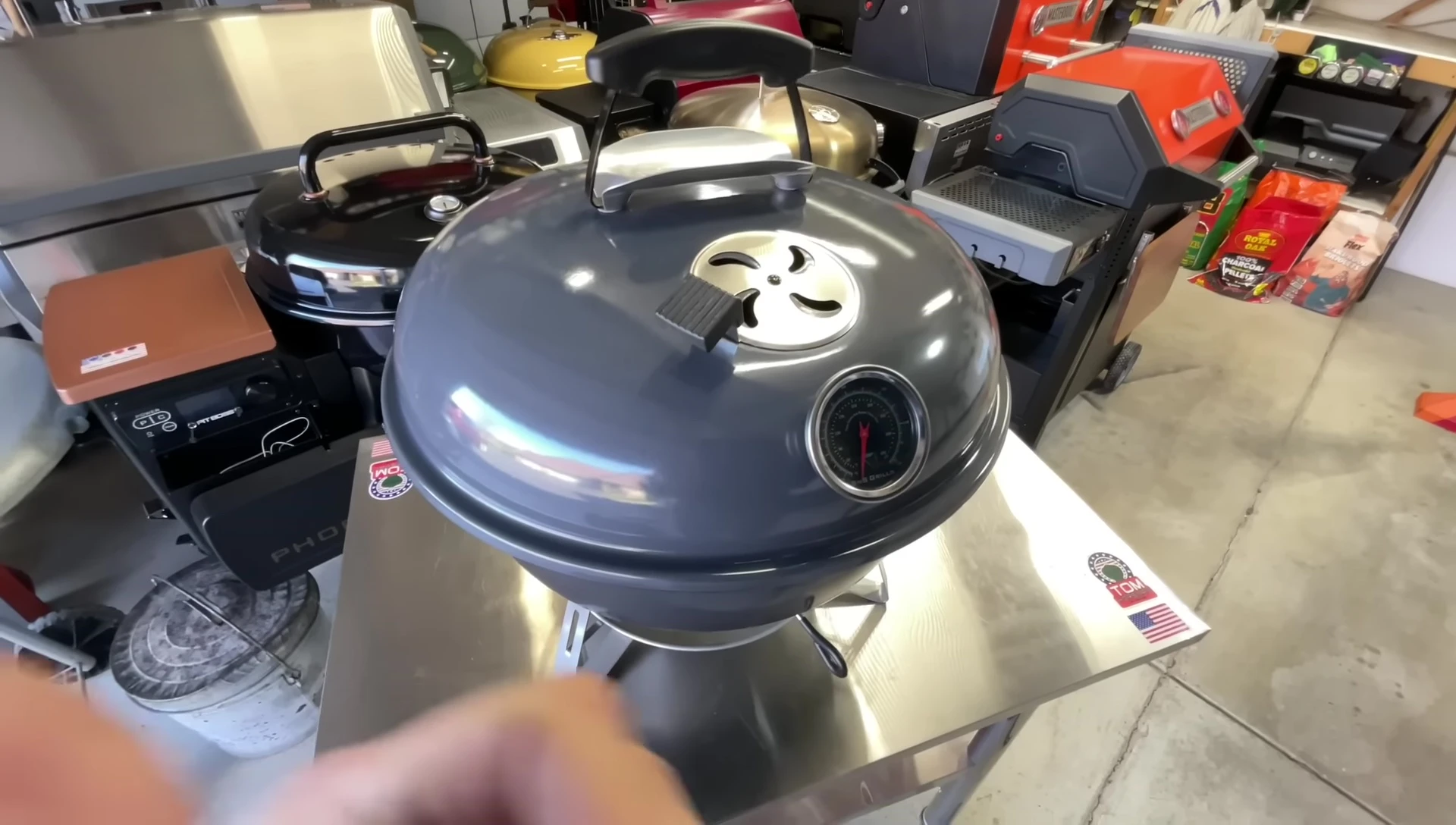 Weber Jumbo Joe grill