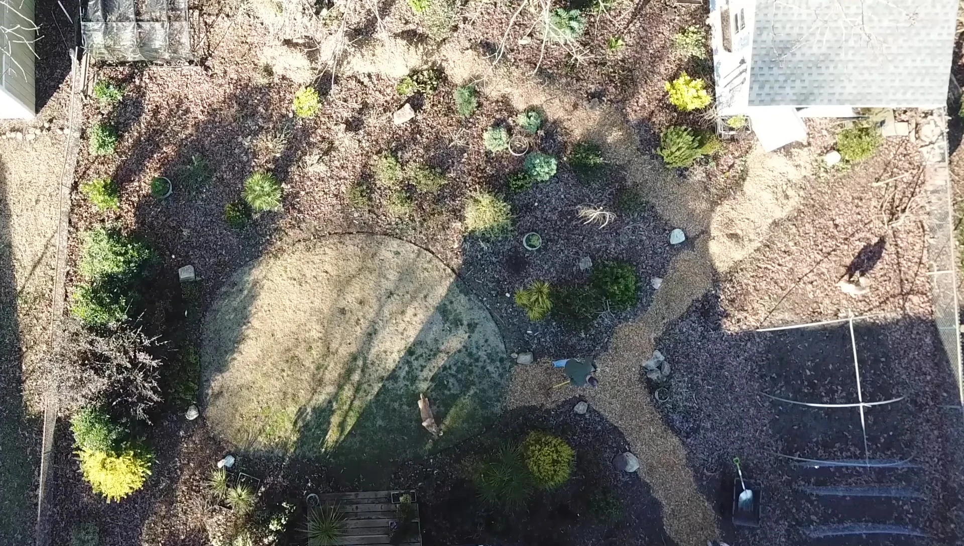 Mentioning Juniper Level Botanic Garden's use of wood chips in paths