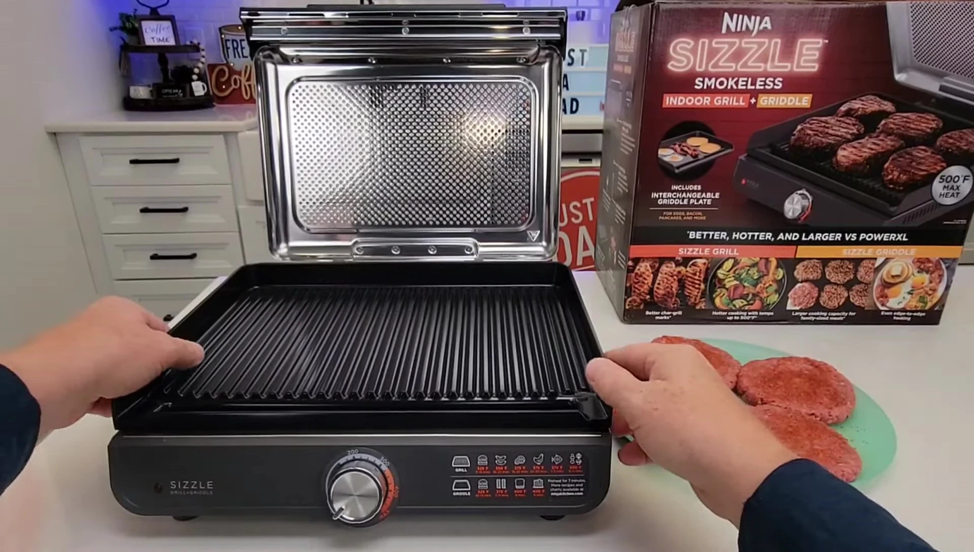 Removable plates for easy cleaning