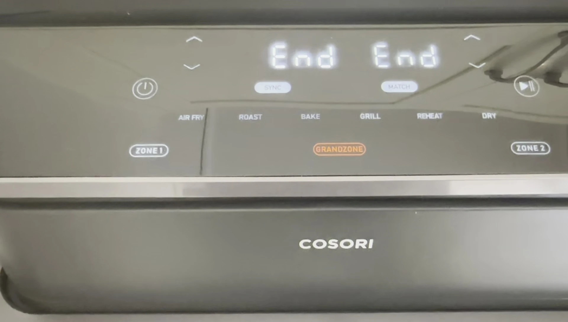 Screenshot showing the control panel and cooking options.
