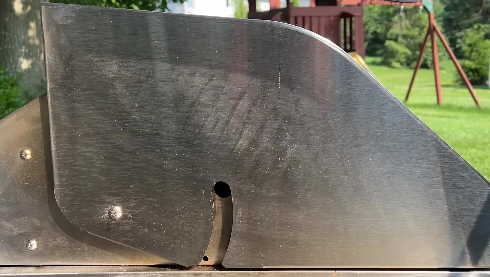 Measuring internal height of the grill