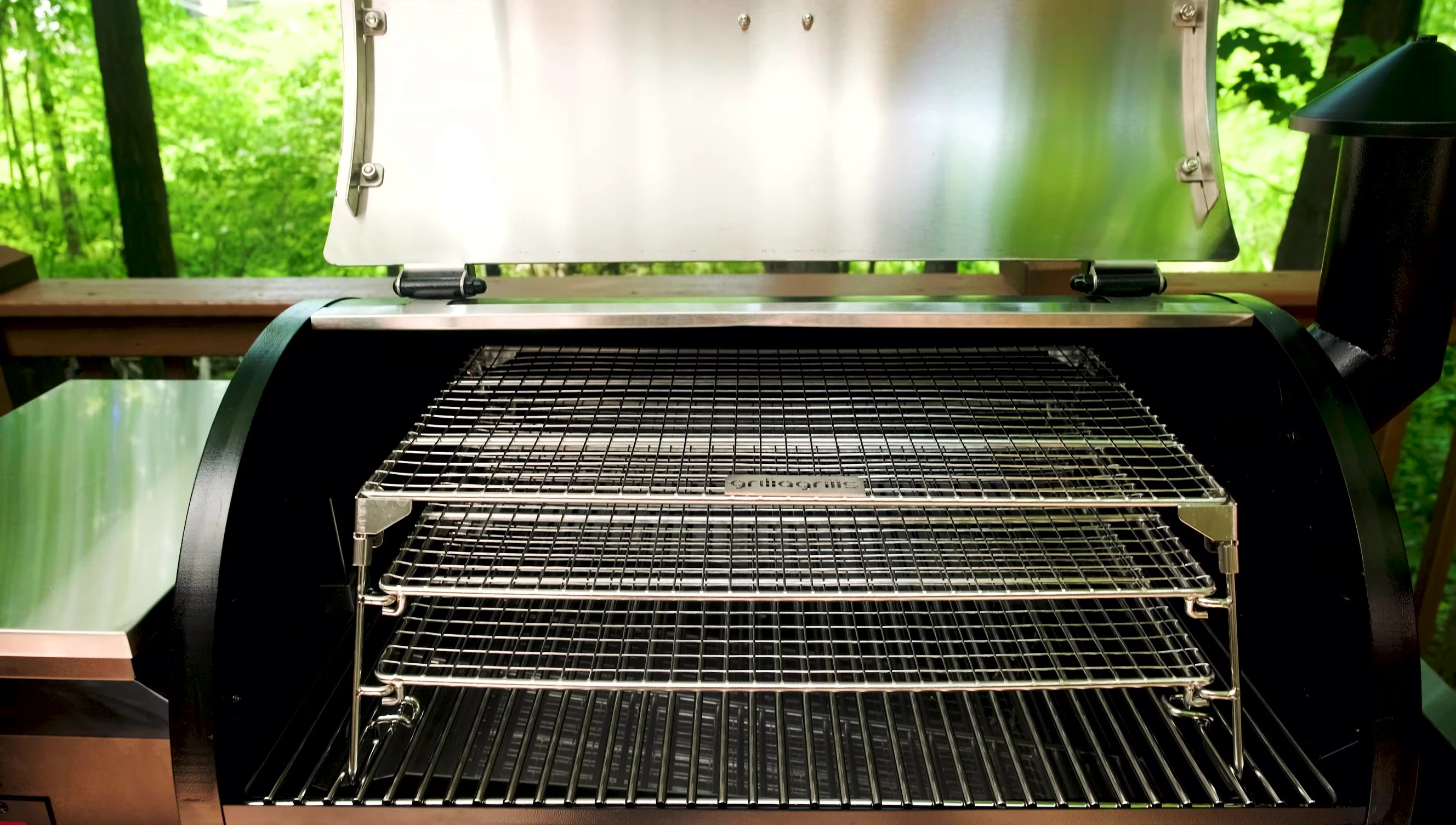 Detailed shot highlighting the sturdy frame and wire mesh of the rack.